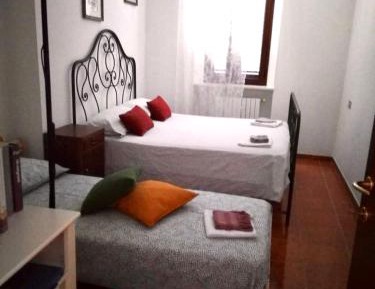 Basic Triple Room
