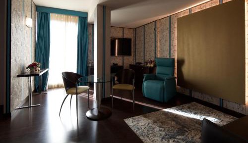 King Suite
