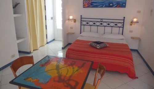 Double or Twin Room with Terrace