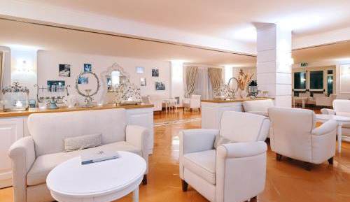 Basic Double Room - Hotel 