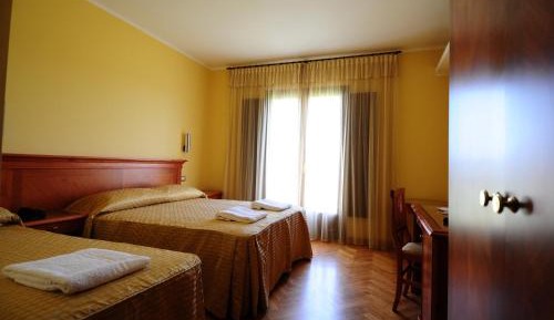 Quadruple Room with Garden View