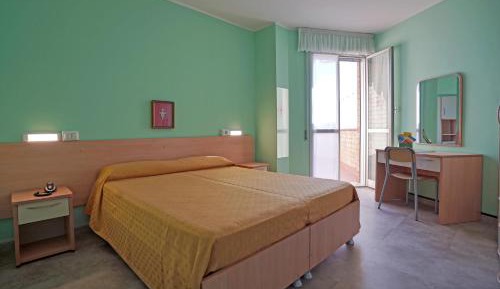 Double Room with Balcony and Sea View