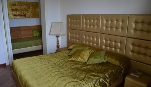 Deluxe Triple Room with Terrace and Sea View