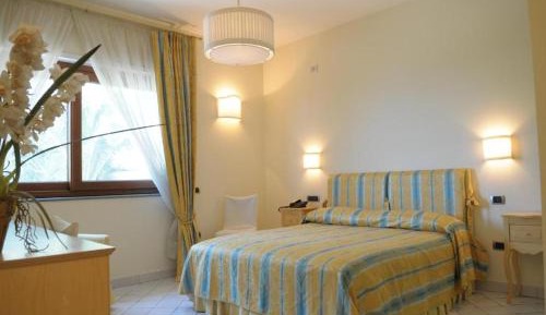 Triple Room with Garden View