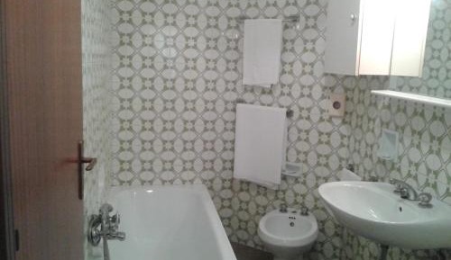Double or Twin Room with Air-Conditioning