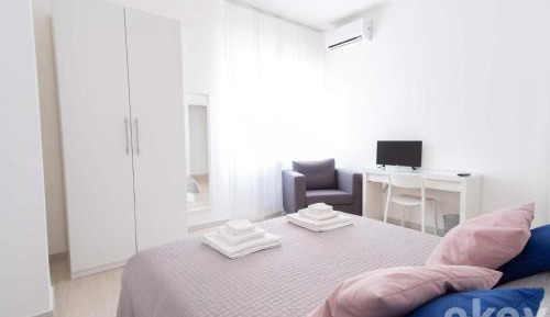Triple Room with Shared Bathroom