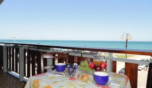 Apartment with Sea View