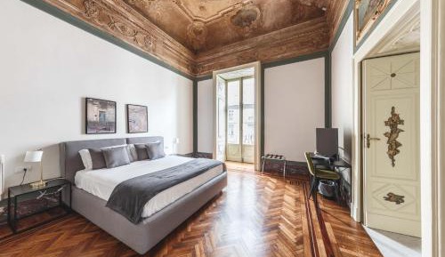 Deluxe Queen Suite