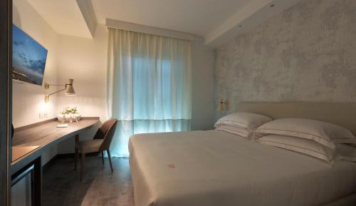 King Room with City View