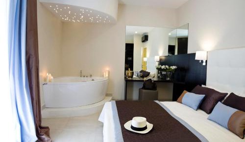 Junior Suite with Hot Tub