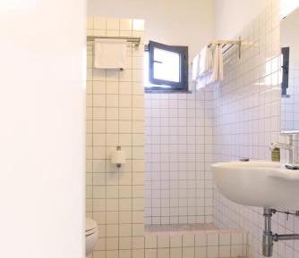 Comfort Triple Room with Shower