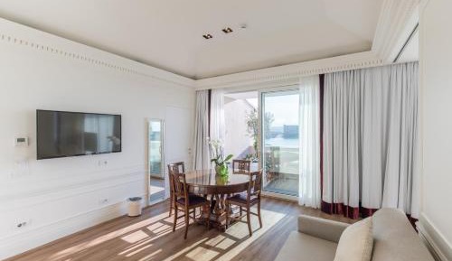 Suite Miramare with Sea View