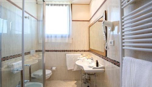 Deluxe Junior Suite