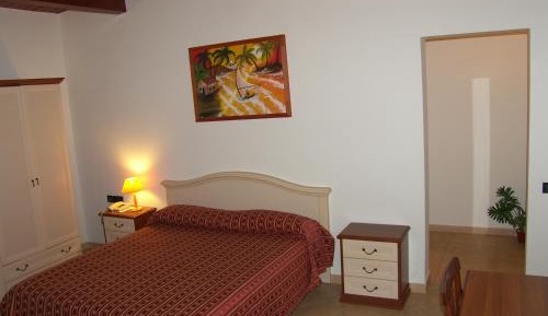 Large Double or Twin Room