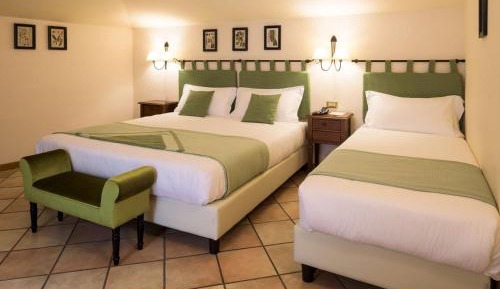 Triple Room