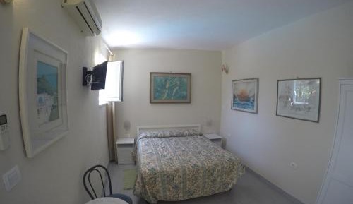 Large Double or Twin Room