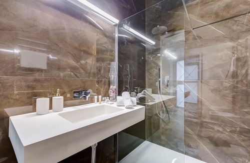 Rione IV Campo Marzio Apartment | Spanish queen Apartment