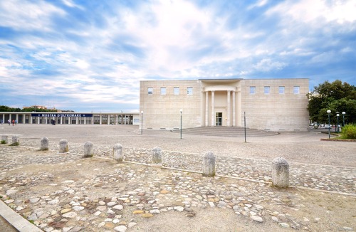 Fuorigrotta Other | Palazzo Esedra
