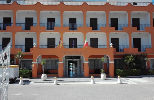 Mondragone Hotel | International Resort