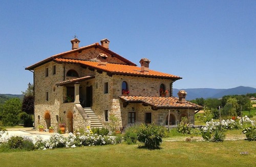 Porrena Apartment | Il Villino' estate with terrace