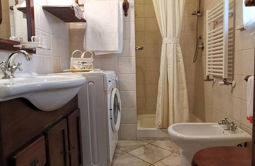 Tuscania Villa | Apartment in Liberty villa with garden in the city center