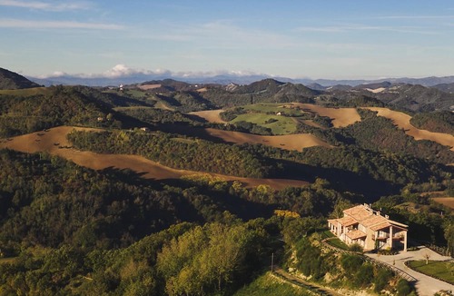 Urbino Apartment | Belvilla by OYO Monte Titano