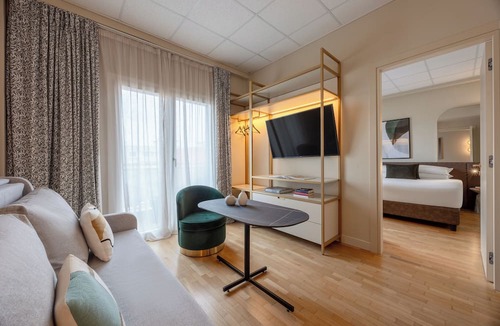 Pesaro Hotel | Charlie in Pesaro
