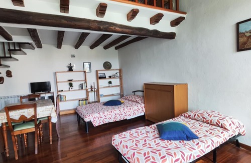 Lake Bracciano Apartment | Chalet Romantico Sul Lago