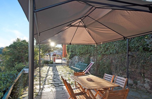 Varazze Apartment | Vacation Apartment Trilocale in villa Apt 5 with Sea View, Garden & Terrace