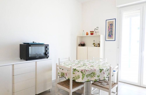 Marcelli Apartment | M449 – Marcelli, three-room apartment with parking space and shared beach