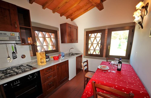Terranuova Bracciolini Apartment | Apartment 'Appartamento Fienile' with Shared Garden, Wi-Fi and Air Conditioning