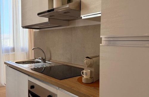 Crotone Apartment | 2-bedroom, 2-bathroom apartment, 100 meters from the sea.