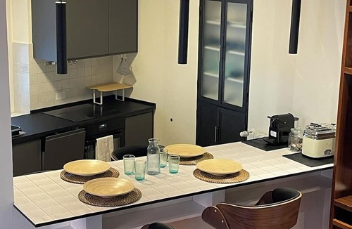 Pavia House | Casabella | Elegant single-family home just a stone's throw from the heart of Pavia and the train station