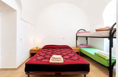 Monte Sant'Angelo Bed & Breakfast | Bed and Breakfast 'Casa Natura Gargano 4'