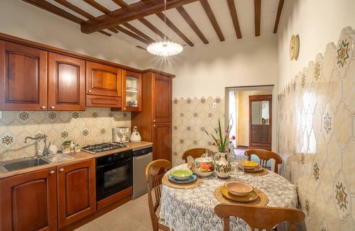 Petrignano Apartment | Room of Light close to Assisi