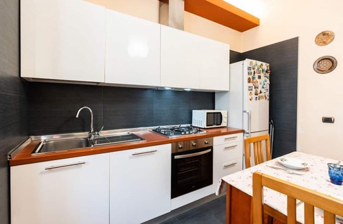 Bisceglie House | GuestHost - Comfy Apartment near the sea