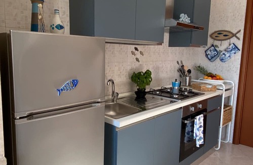 Giovinazzo Apartment | Apartment 'Aquamaris' with Sea View, Wi-Fi and Air Conditioning