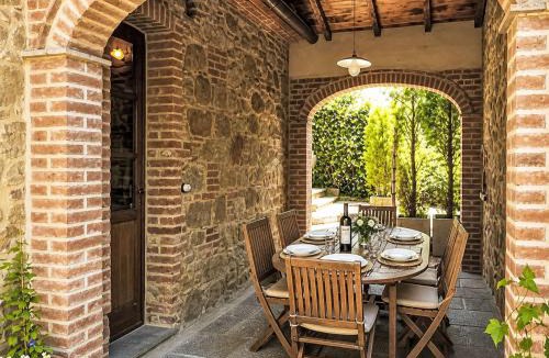 Castiglion Fiorentino House | Holiday Home Il Cottage Roccaio by Interhome