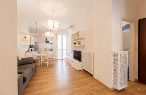 Parella Apartment | Flower House