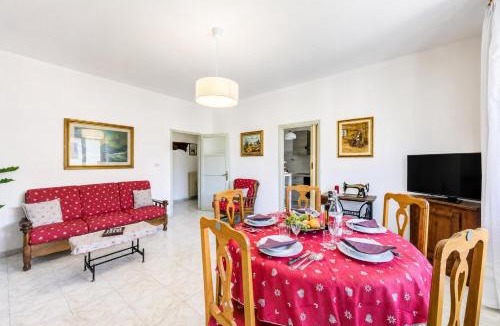 Trontano Apartment | La Casa di Guido: Ski, Hike, Lake Trips - Happy Rentals