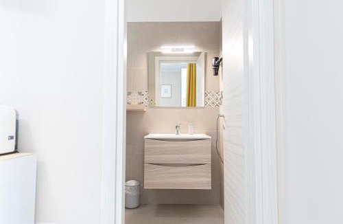 Margherita di Savoia Bed & Breakfast | 16TH FAD ROOMS