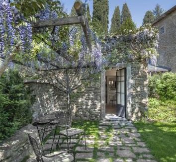 Arezzo Hotel | Badia di Pomaio, Tuscan Resort- Small Luxury Hotels of the World