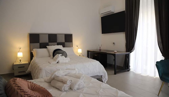 Emerella Luxury Suites-Siderno Lungomare