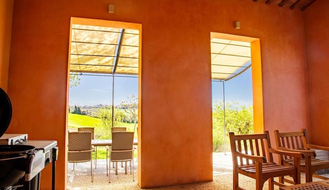 Villa Gelso with pool, sauna and breathtaking views