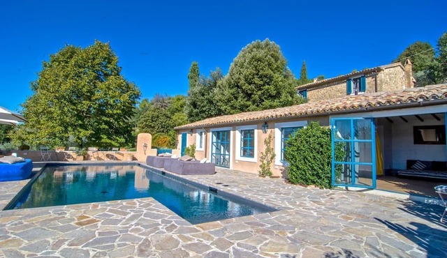 Villa Saragano by MMega