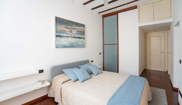 Spacious flat w/wooden beams - Porta Venezia