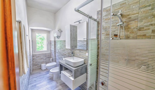 Terra d'Olivo Farmstay - Girasole Apartment