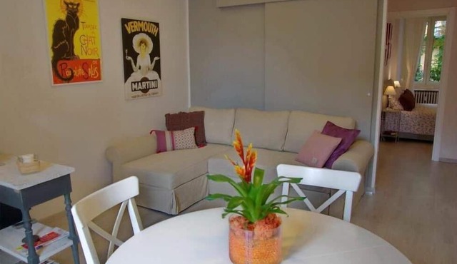 In the center, near Porta Susa station, wifi, air conditioning, PRIVATE GARAGE