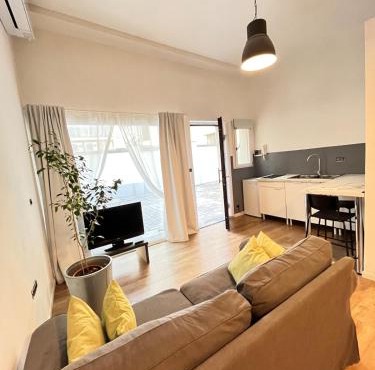 InalpiArena LOFT independent - private parking