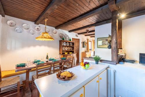 Lovely Apartment In Courmayeur - Happy Rentals